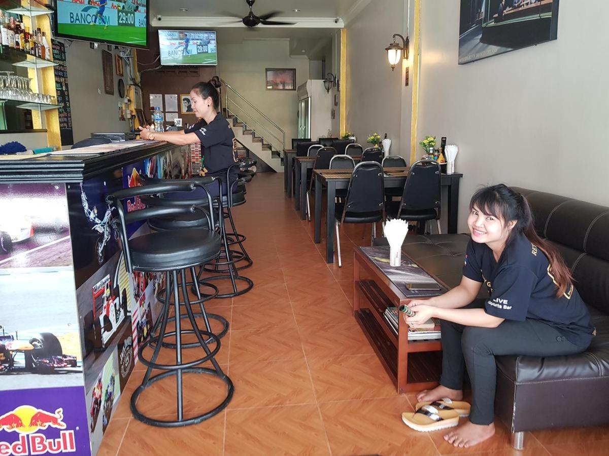 Oyo 739 Presley Guesthouse Phuket Patong Exterior photo